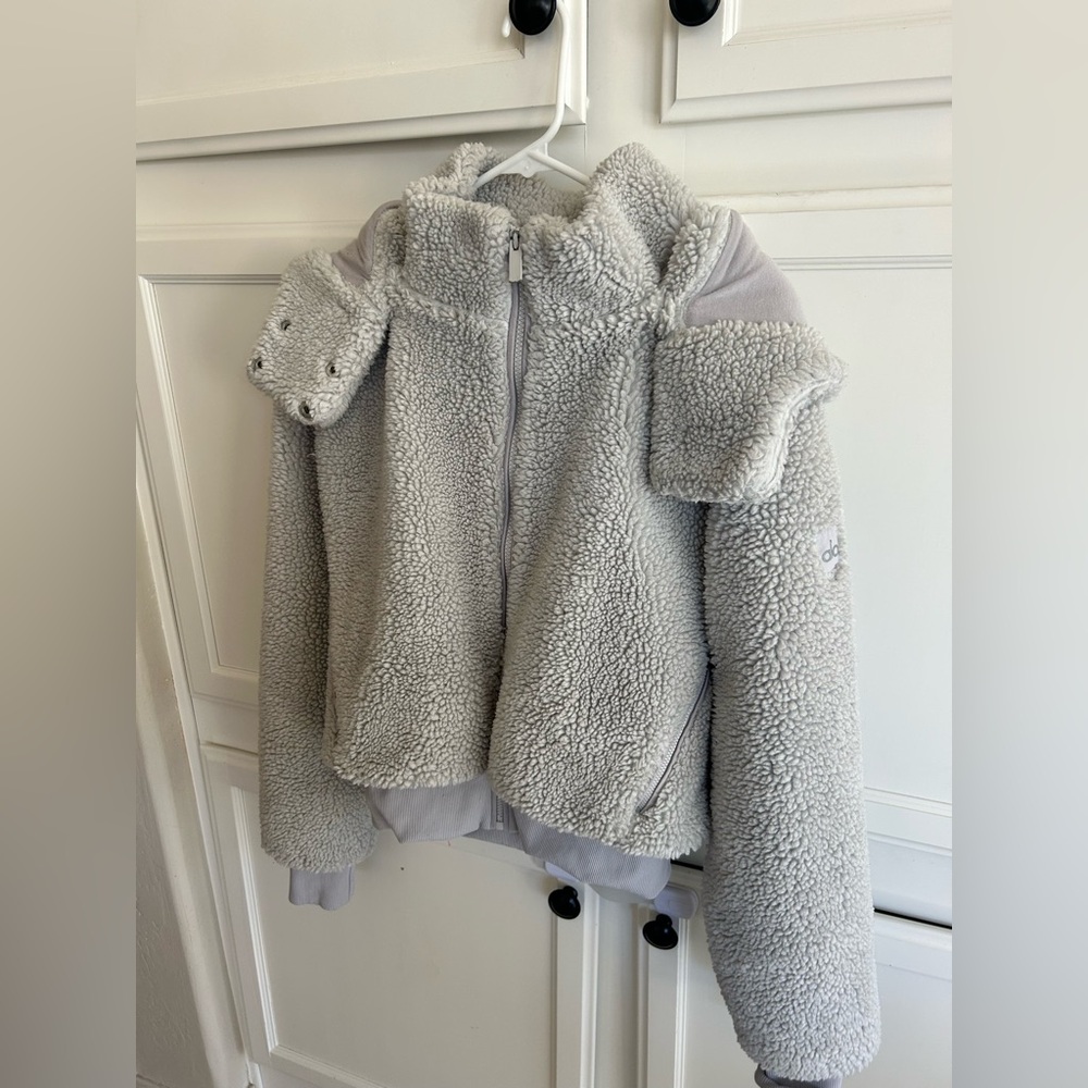 Alo Foxy Sherpa Jacket